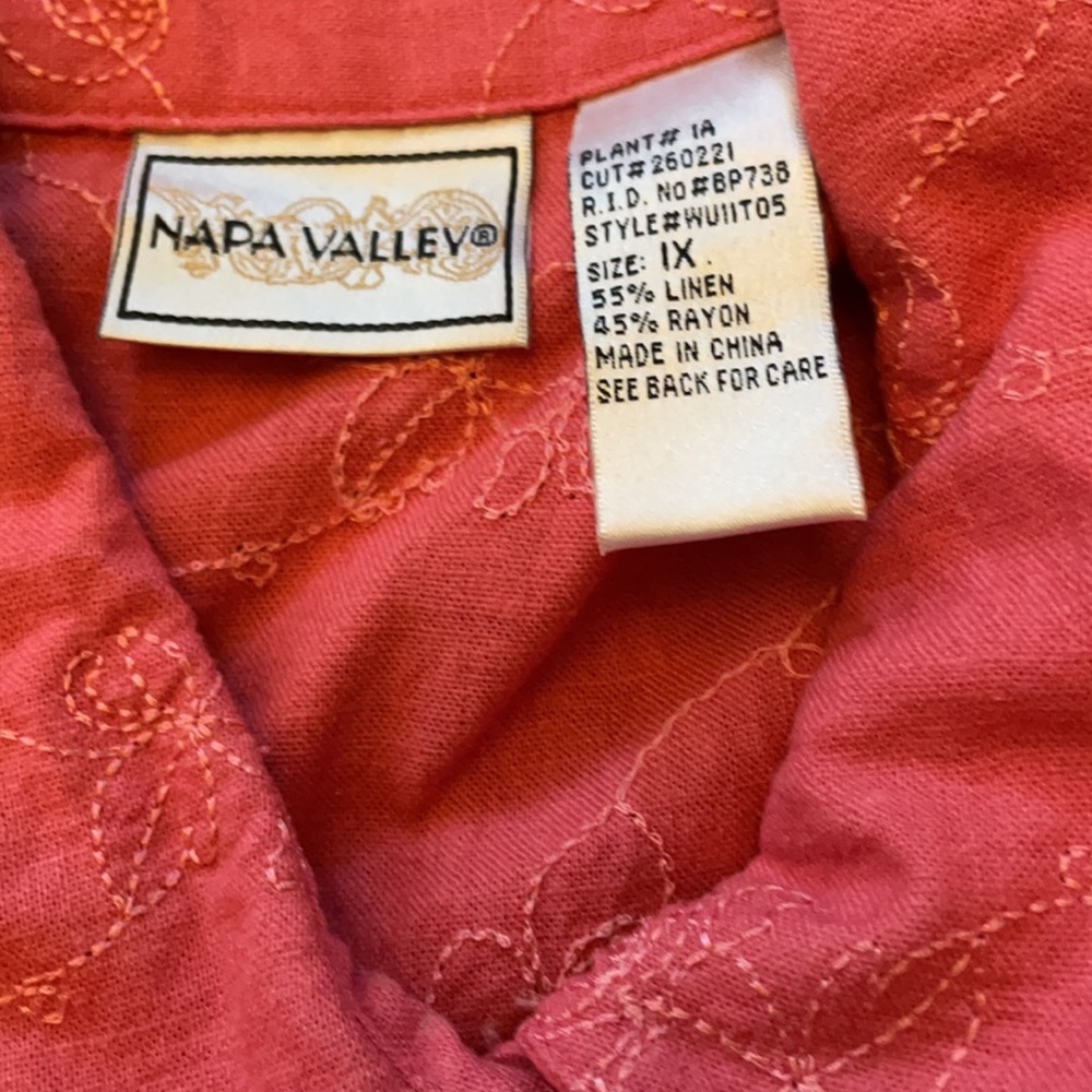 Detailed Blouse - Picture 4 of 4